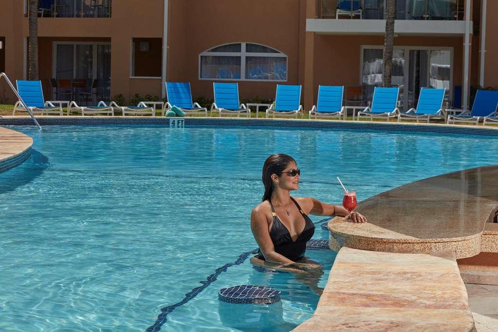 Divi Dutch Village Beach Resort شاطئ بالم المطعم الصورة