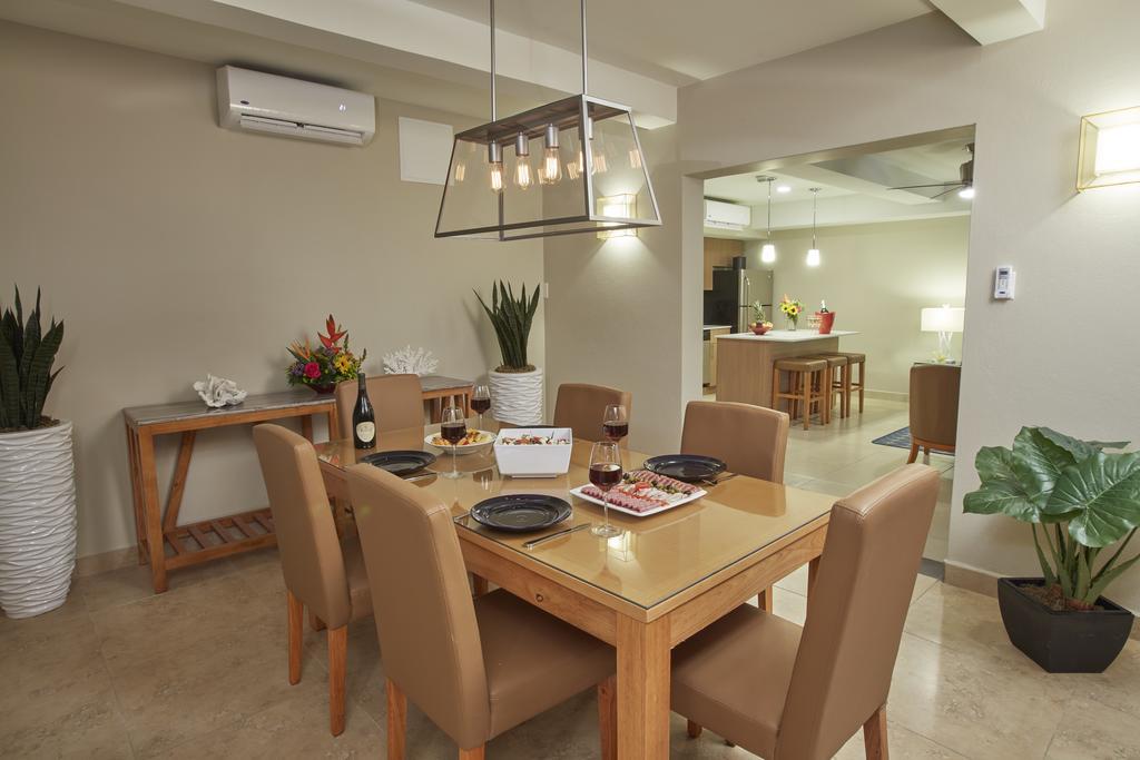 Divi Dutch Village Beach Resort شاطئ بالم المظهر الخارجي الصورة